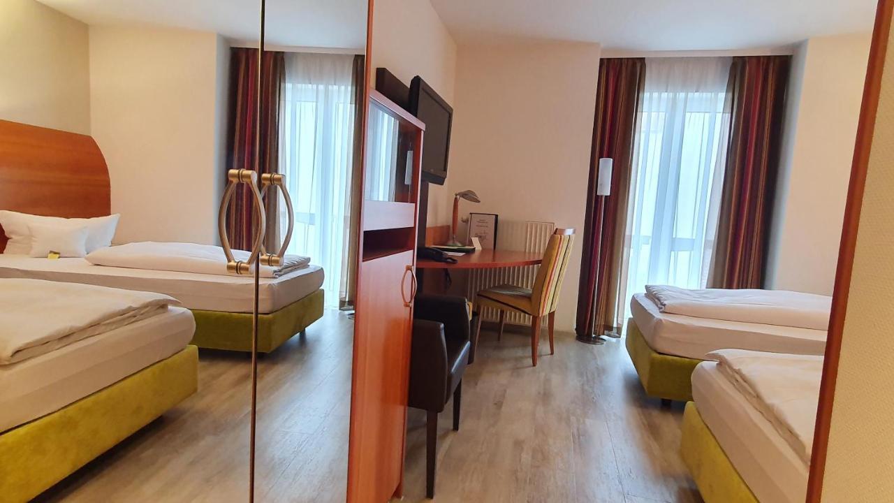 Astralis Hotel Domizil Walldorf  Exterior photo