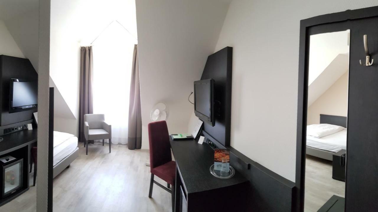 Astralis Hotel Domizil Walldorf  Exterior photo