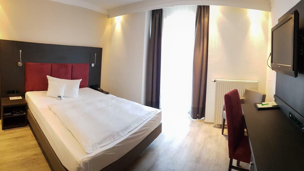 Astralis Hotel Domizil Walldorf  Exterior photo